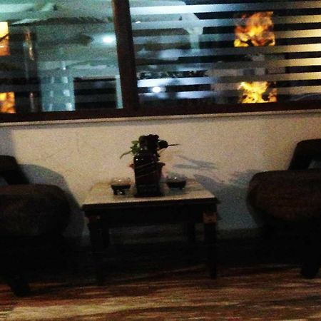Lara Palace Hotel アンタルヤ エクステリア 写真